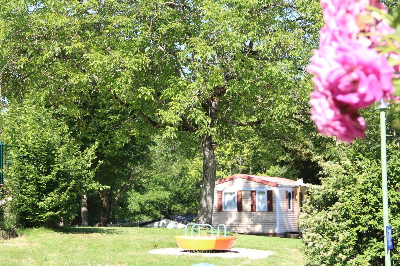 Camping Domaine De Mepillat Saint-Nizier-le-Bouchoux Exterior photo