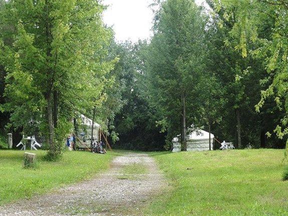 Camping Domaine De Mepillat Saint-Nizier-le-Bouchoux Exterior photo